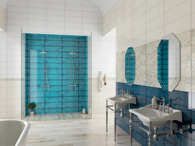 Глянцевая плитка Парижанка в дизайне ванной